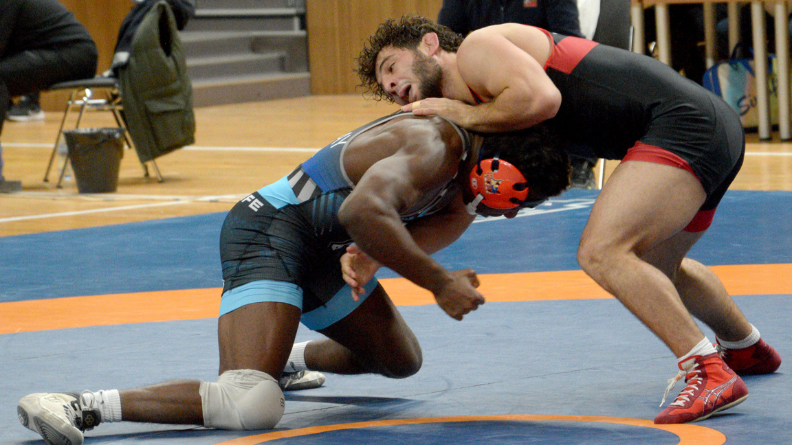 Рекорден интерес към "Дан Колов - Никола Петров"