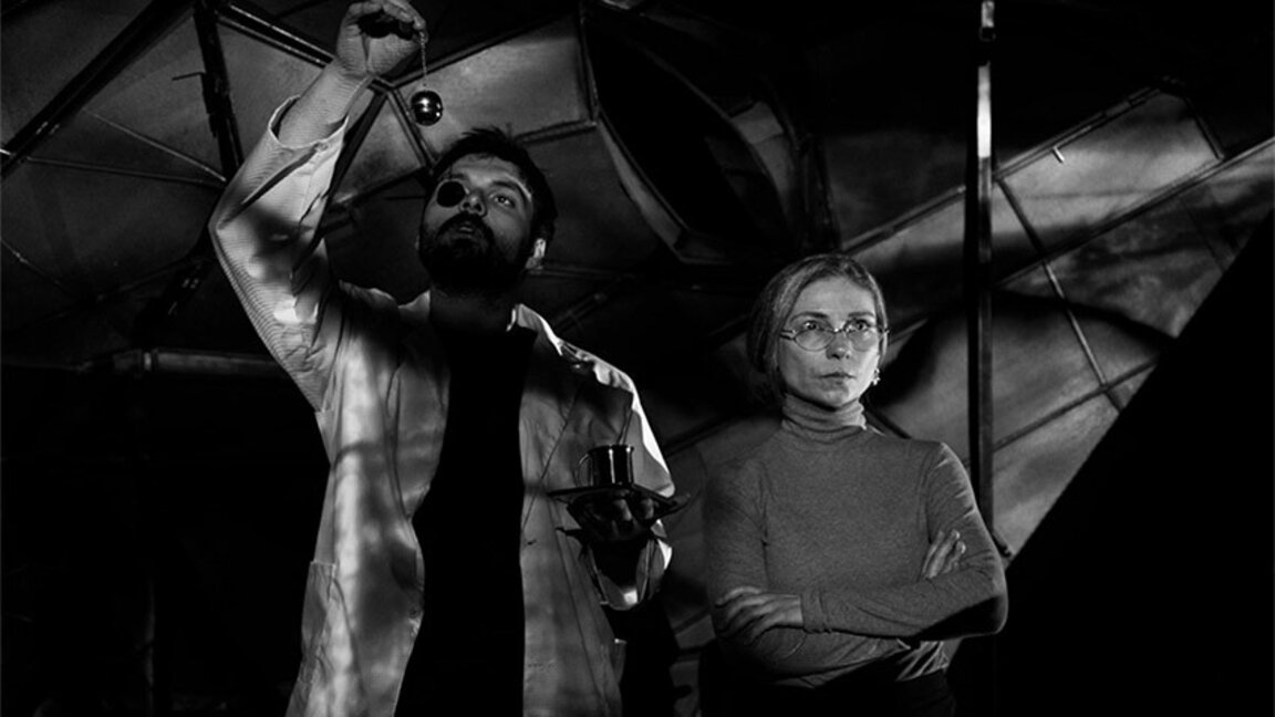 Сцена от "Анна - непоправимата"