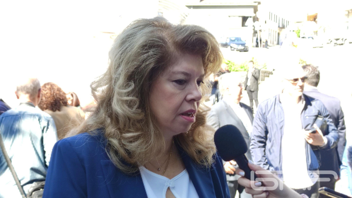 Iliyana Yotova: Le gouvernement doit juguler les prix des produits alimentaires