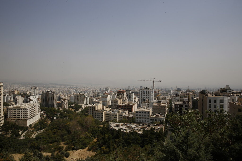 Затвориха обществените тоалетни в Техеран заради водна криза