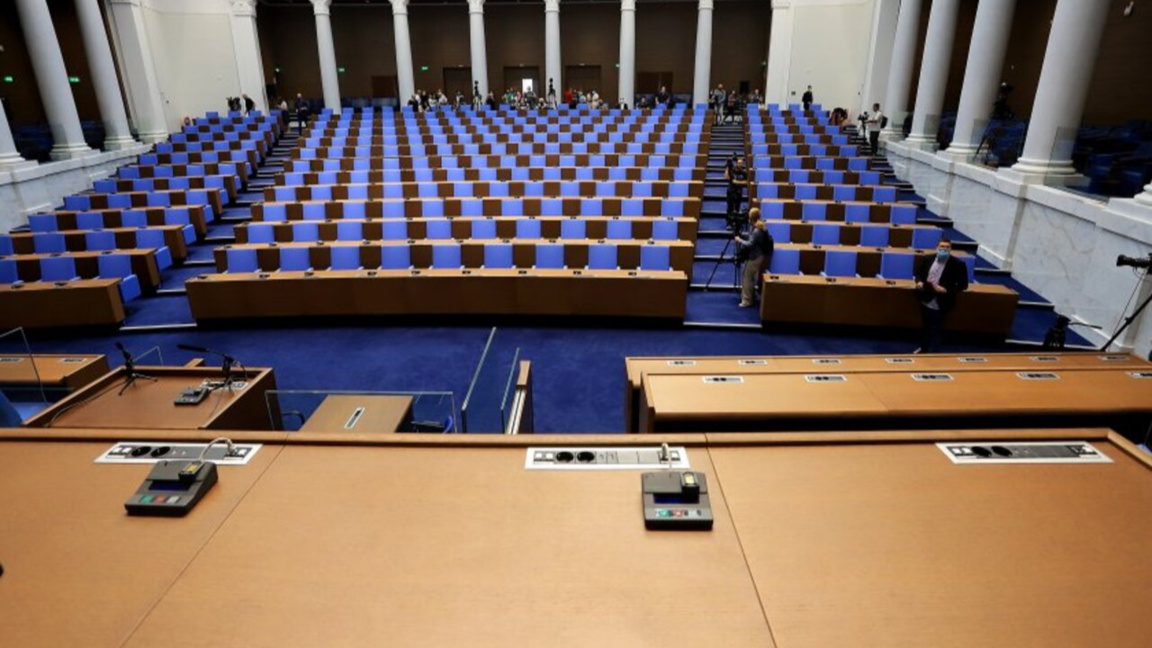 ЦИК обработи 60.79%: ПБ на Радев води убедително