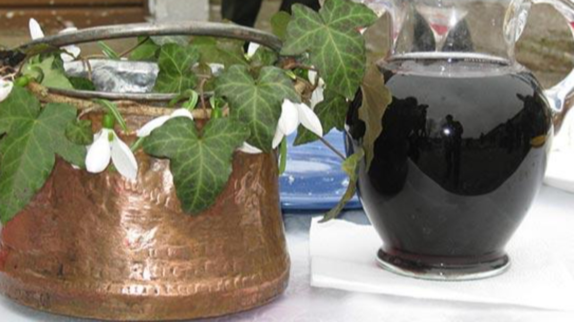 Празнуваме Трифон Зарезан - празникът на лозаря и винаря