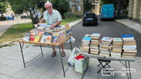 Изселници пазят българския си език с помощта на антикварни книги