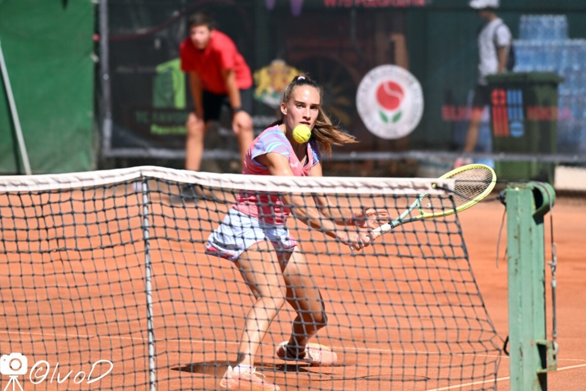 Денислава Глушкова