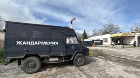 Решават за нови мерки в лагера в Харманли, изпратиха още полицаи