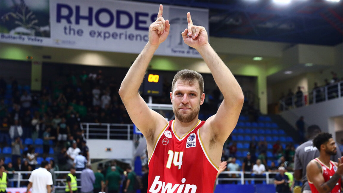 Basket-ball : Alexandre Vézenkov a apporté la victoire à l'Olympiakos...