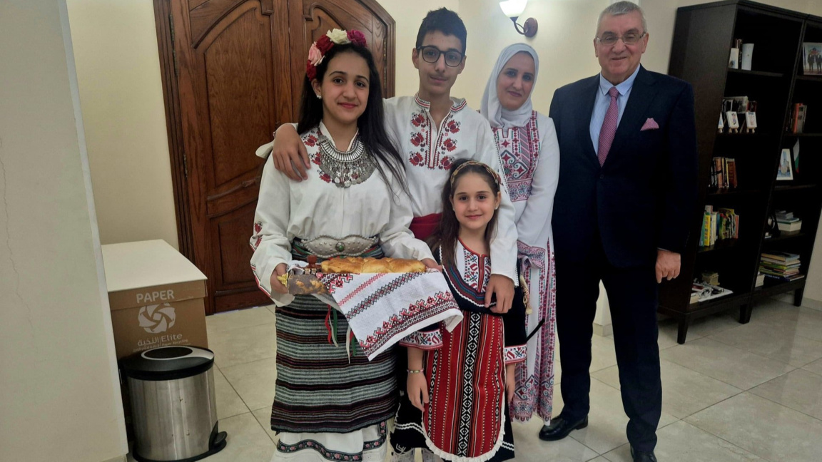 Среща на българи в Доха