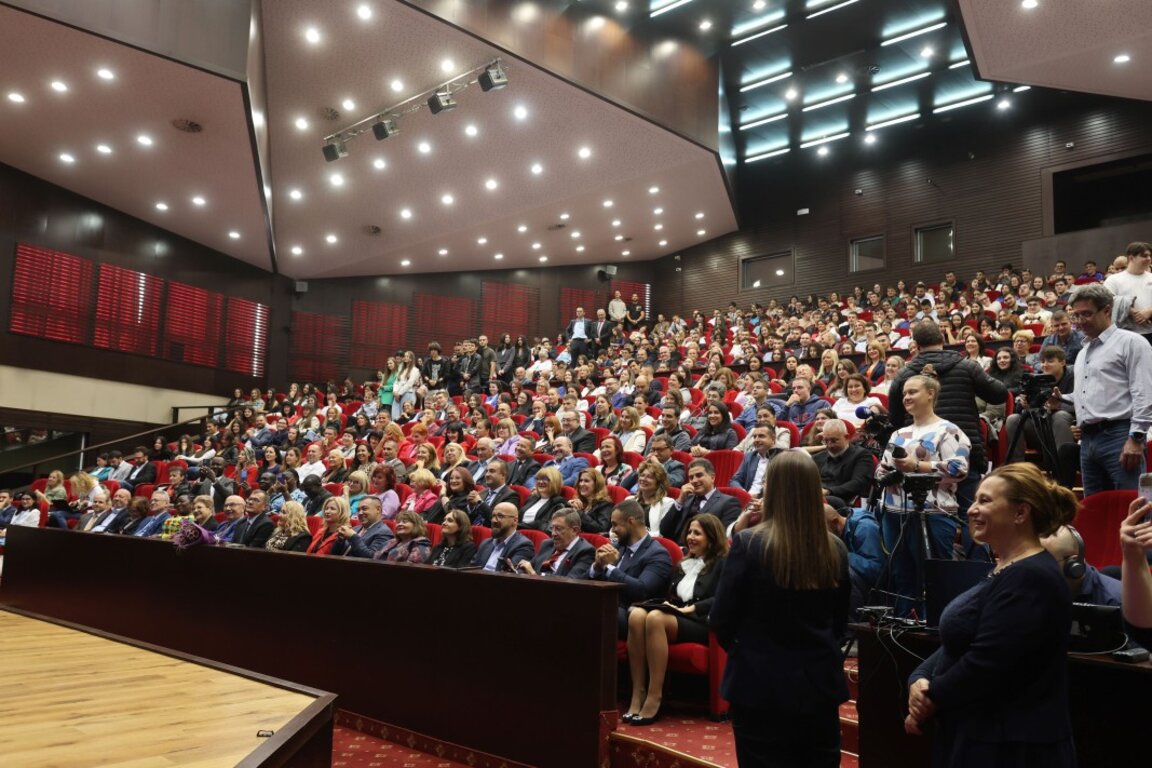 Започна академичната година в УНСС