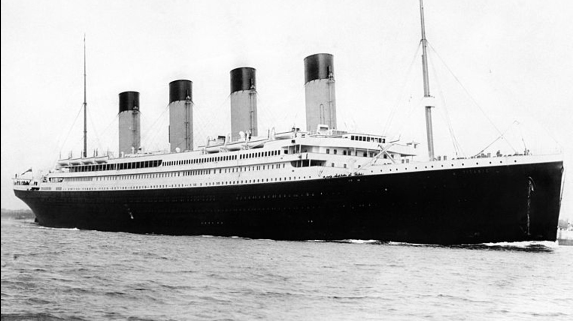 Корабът "Титаник"