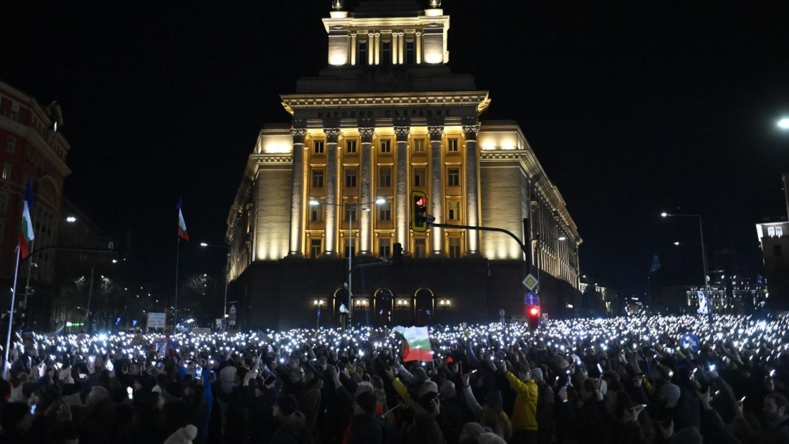 Una protesta en el triángulo del poder apoya plenamente el voto electrónico
