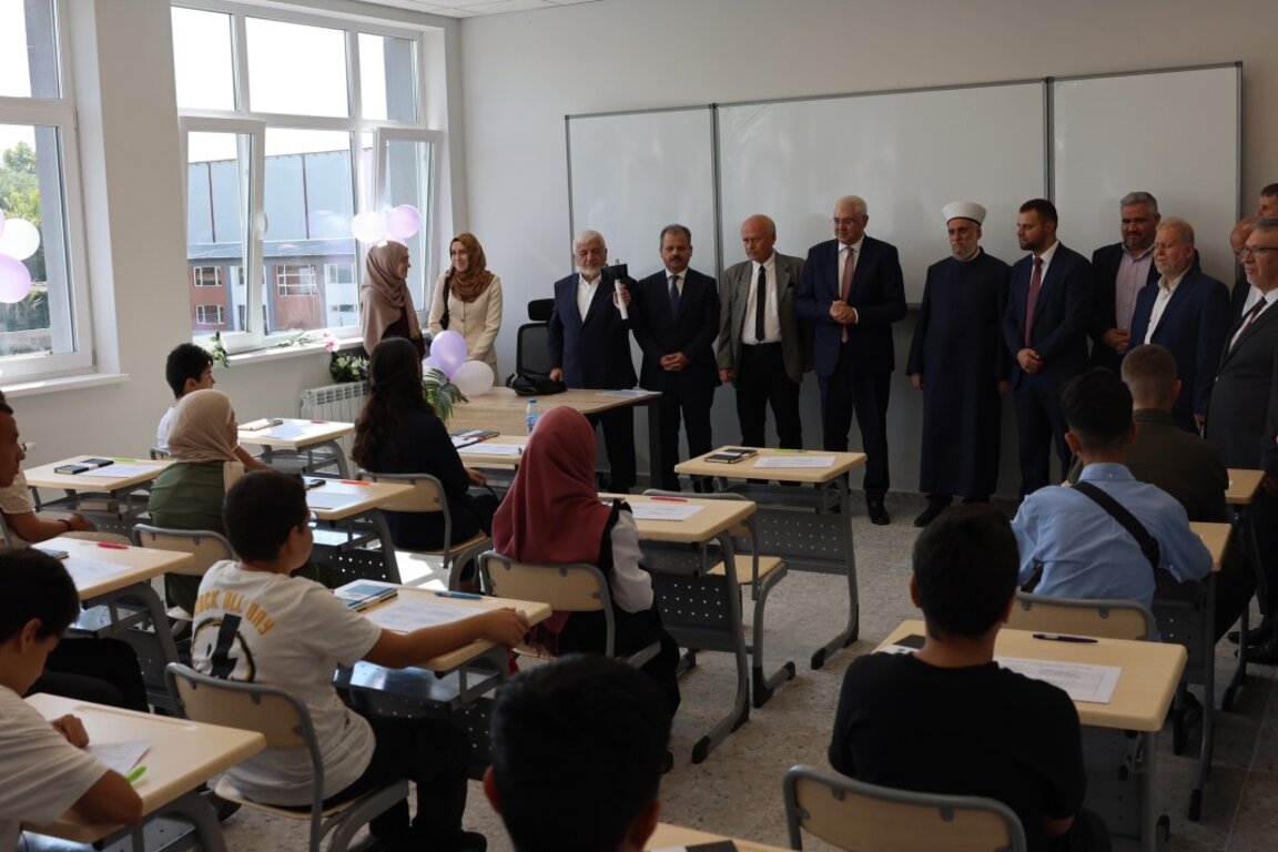 Sofya’da yeni bir İmam Hatip Lisesi kapılarını açtı