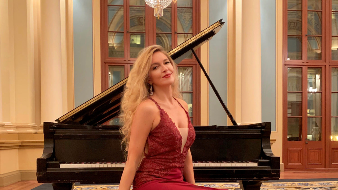 Светлана Смолина и Симфониета-Враца ще изнесат концерта "100 години…“