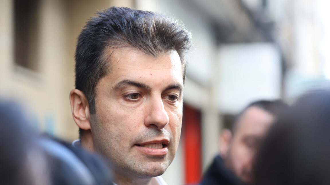 Кирил Петков