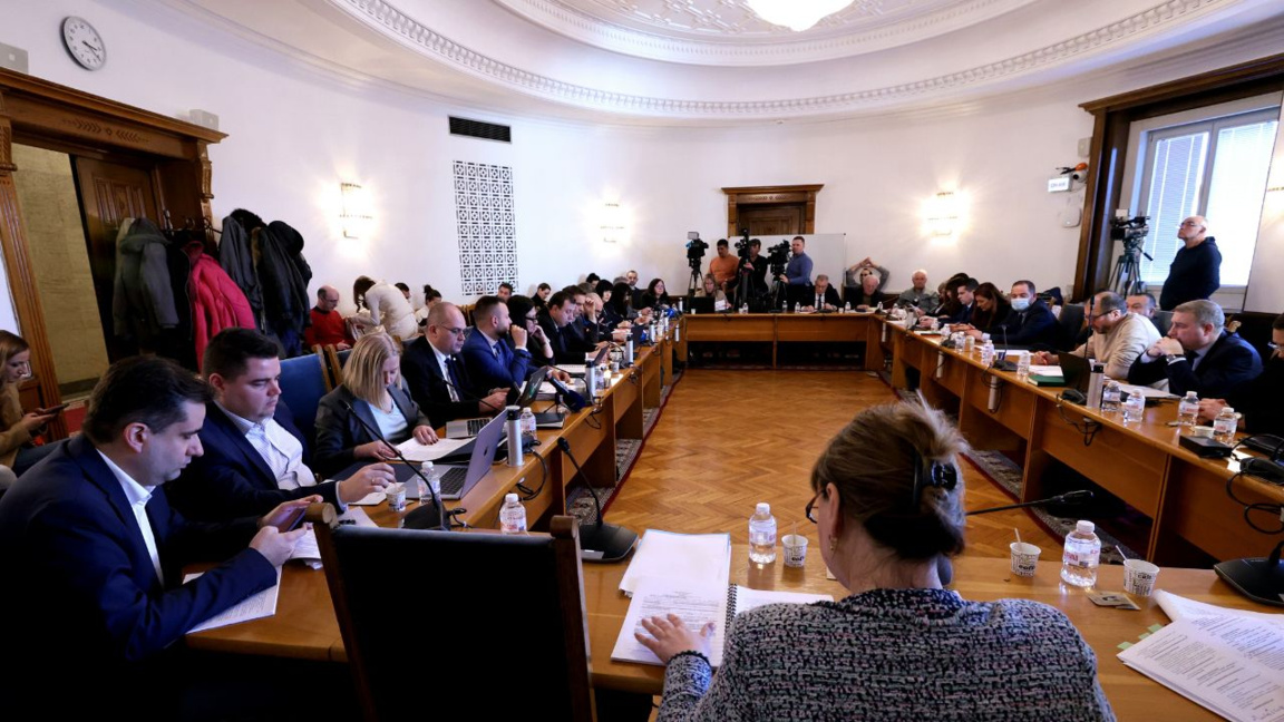 Προτείνεται νέα αναβολή της ίδρυσης της εκλογικής περιφέρειας «Εξωτερικό»
