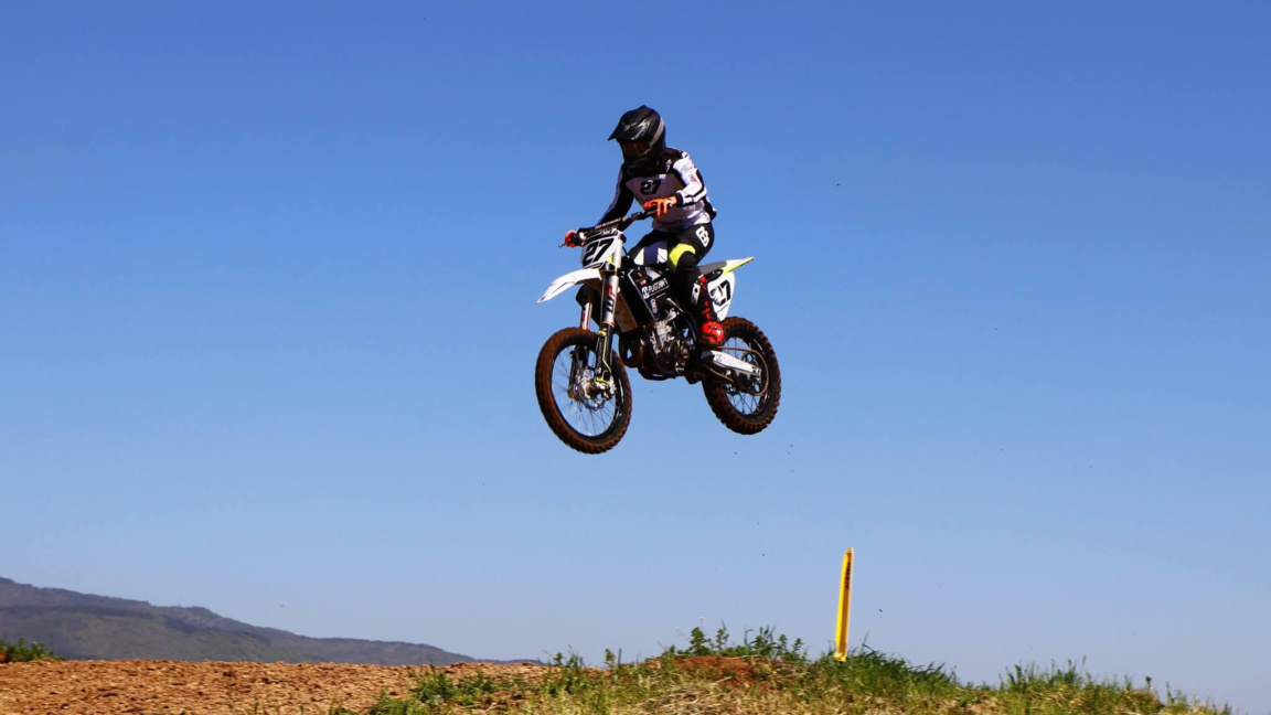 Мотокрос с благотворителна кауза се проведе в Благоевград