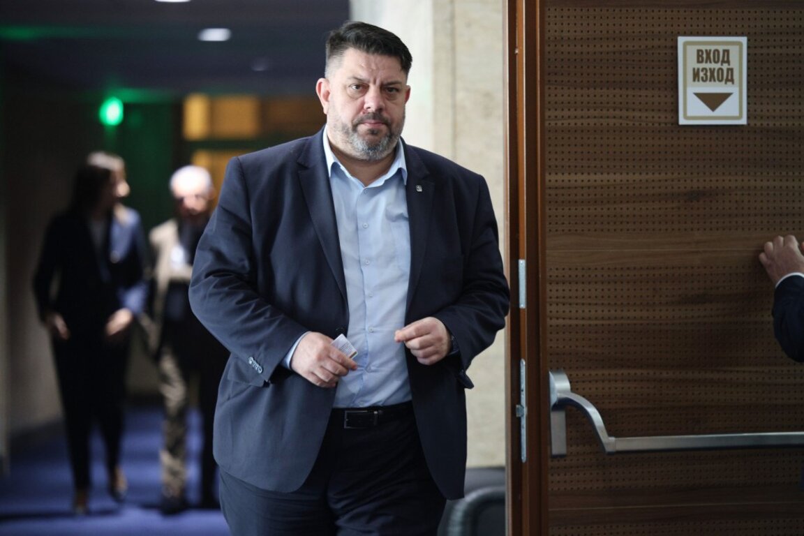 Заместник-председателят на БСП Атанас Зафиров