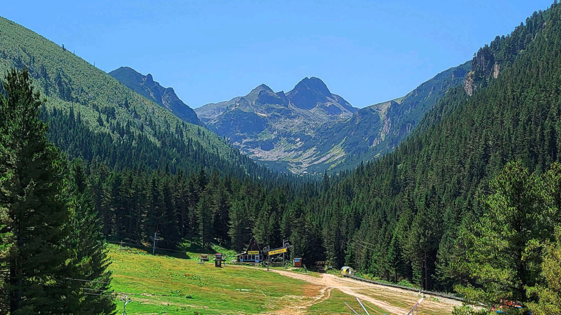 Des associations touristiques exigent une modernisation de la station Malyovitsa