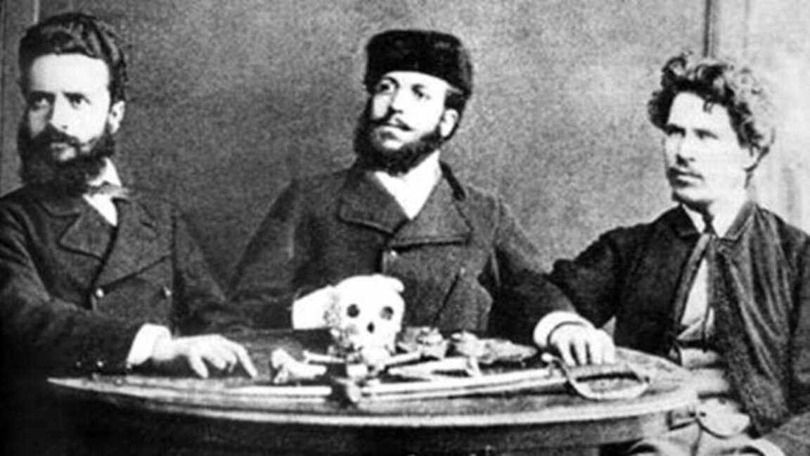 Hristo Botev, Ivan Drasov dhe Nikolla Sllavkov