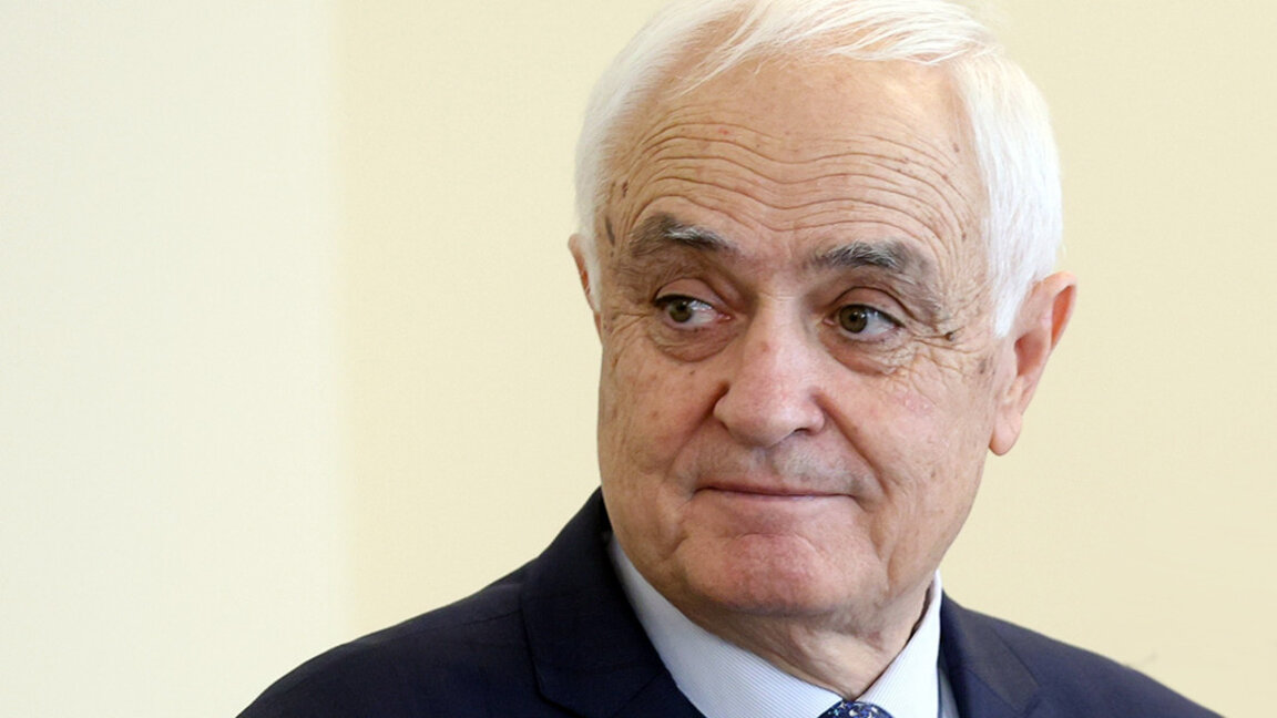 Atanas Saprjanow