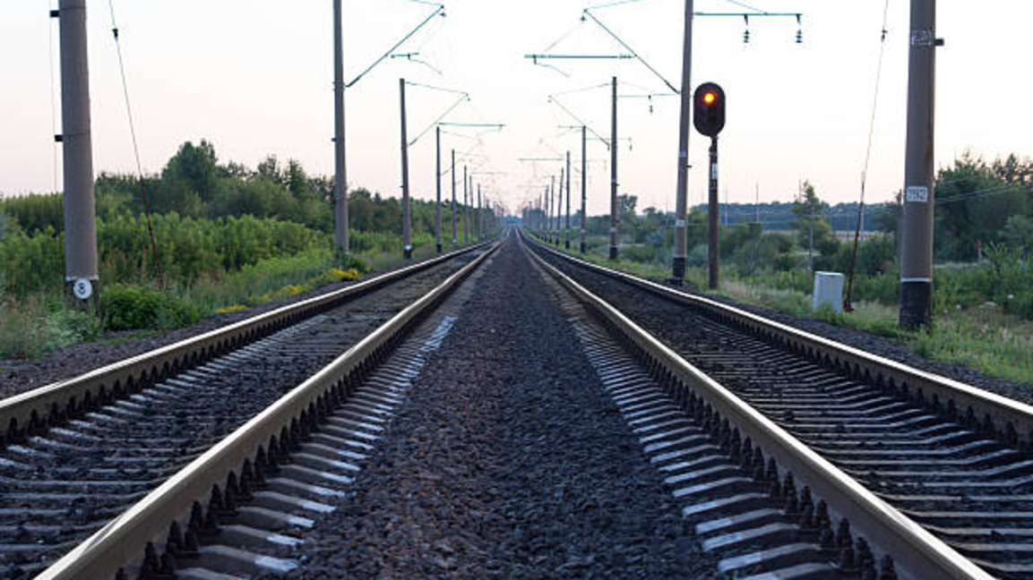 Започва строителството на жп линията Крива Паланка - България