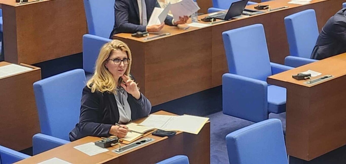 Татяна Султанова