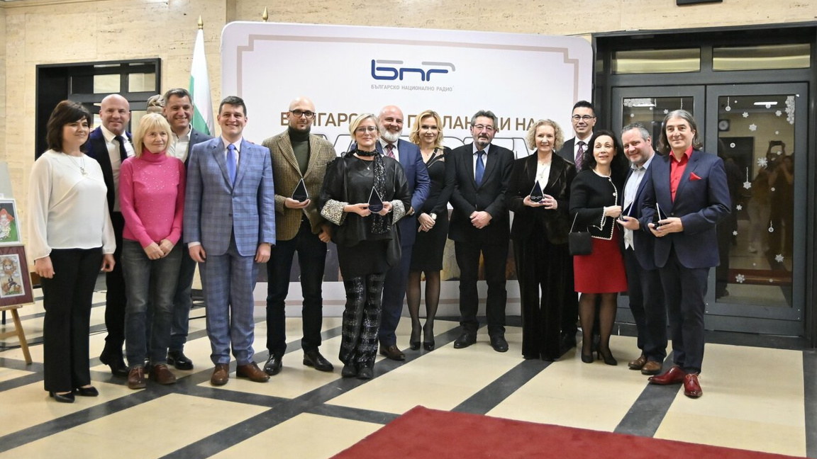 12 Βούλγαροι πρέσβεις του πολιτισμού έλα...