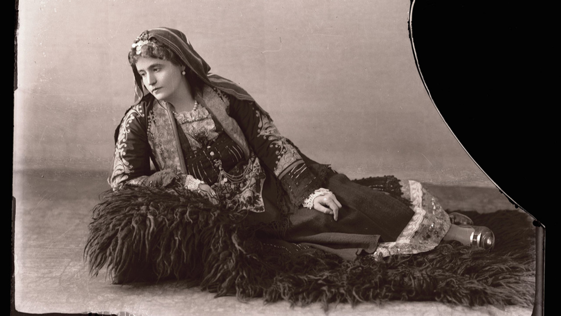 Έκθεση κάνει ανασκόπηση της βουλγαρικής φωτογραφίας κατά τον 20ό αιώνα