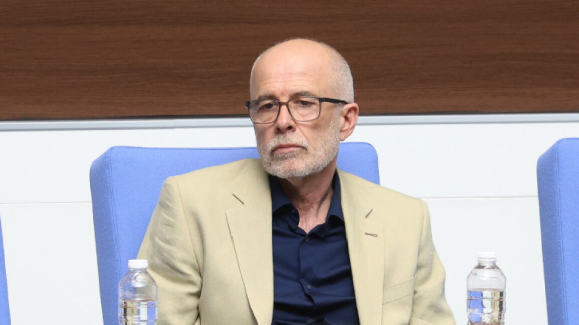 Олег Асенов