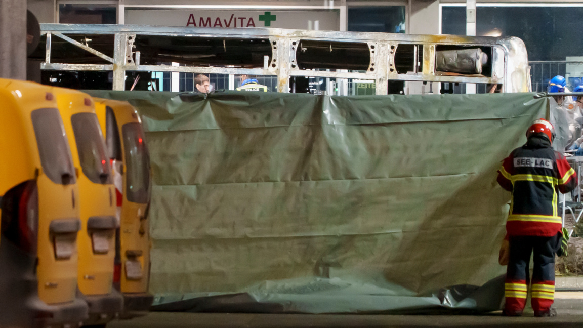 Опожареният автобус в Западна Швейцария