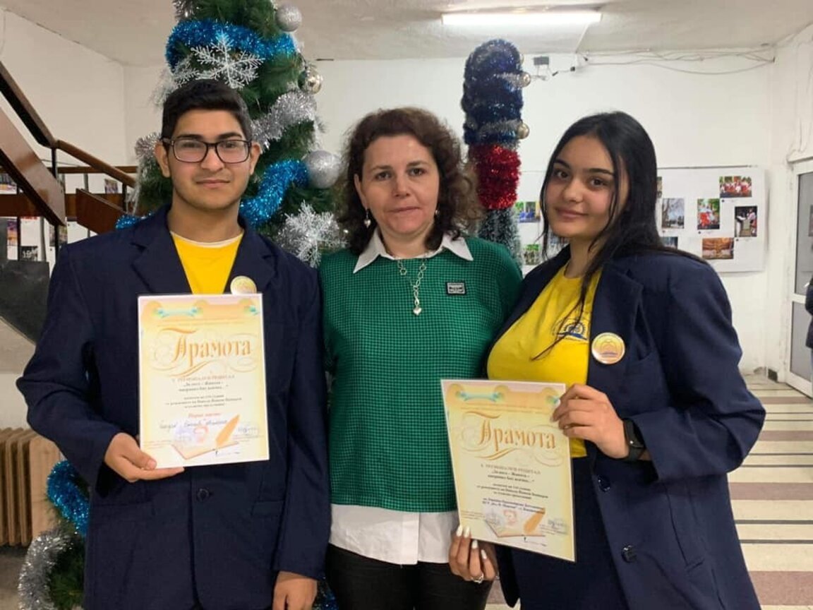 Ученик от Владимирово стана най-добър рецитатор на Вапцарова поезия