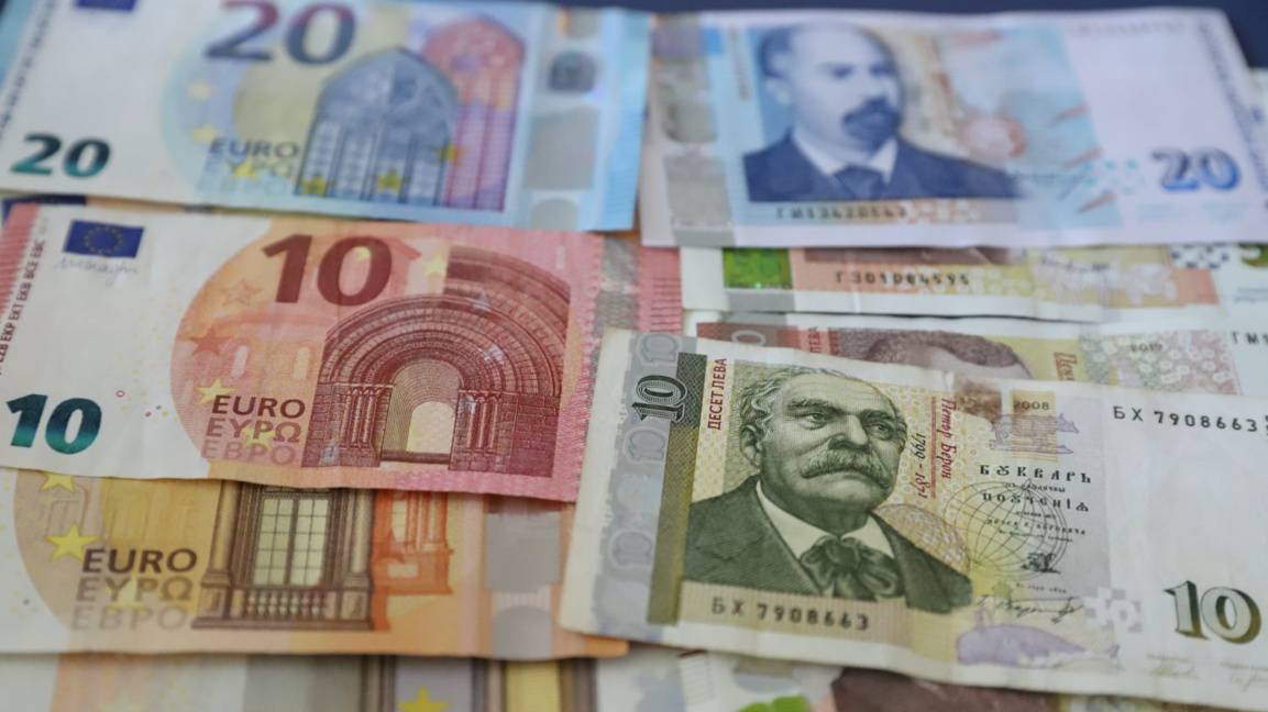 Как дребният и среден бизнес се справя с преминаването към еврото