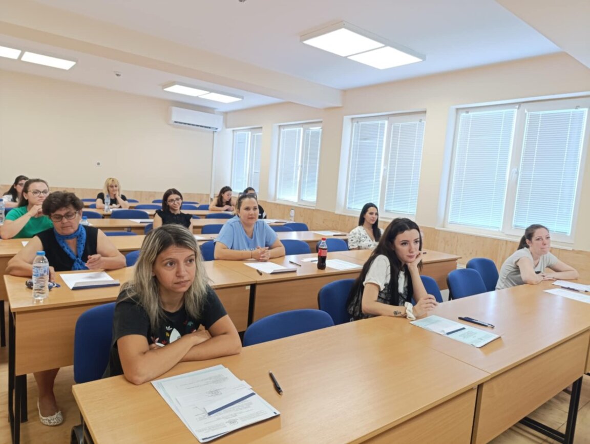 31 кандидат-студенти на изпит