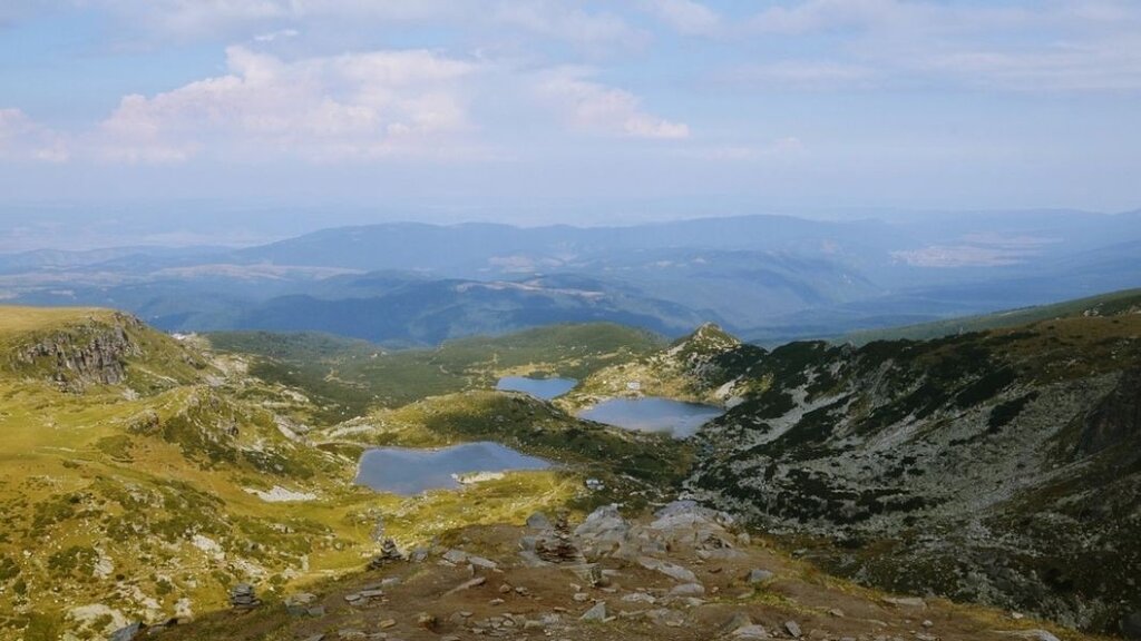 От началото на лятото на Седемте езера в Рила са проведени 26 спасителни акции