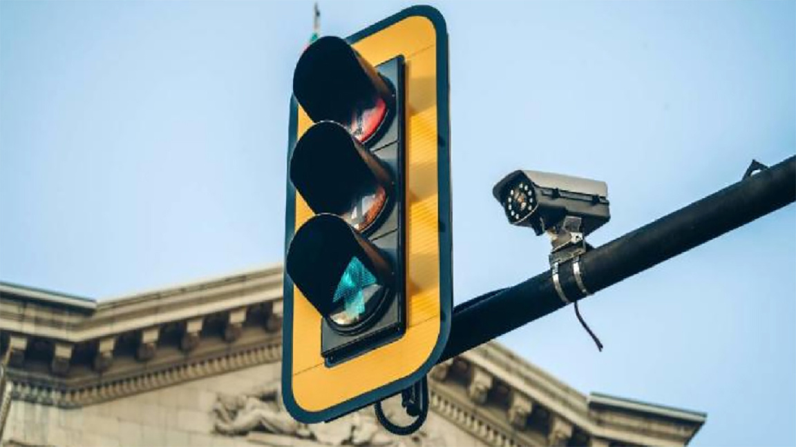 Vidéosurveillance des feux de circulation et registre des trottinettes