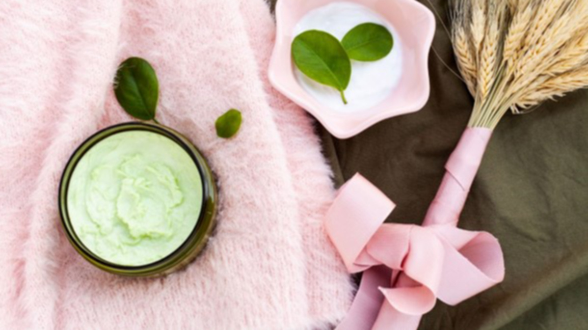 Тайната на здравата кожа – как да изградите ефективна натурална грижа за лицето