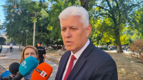 Американските самолетите са напуснали авиобаза "Безмер"
