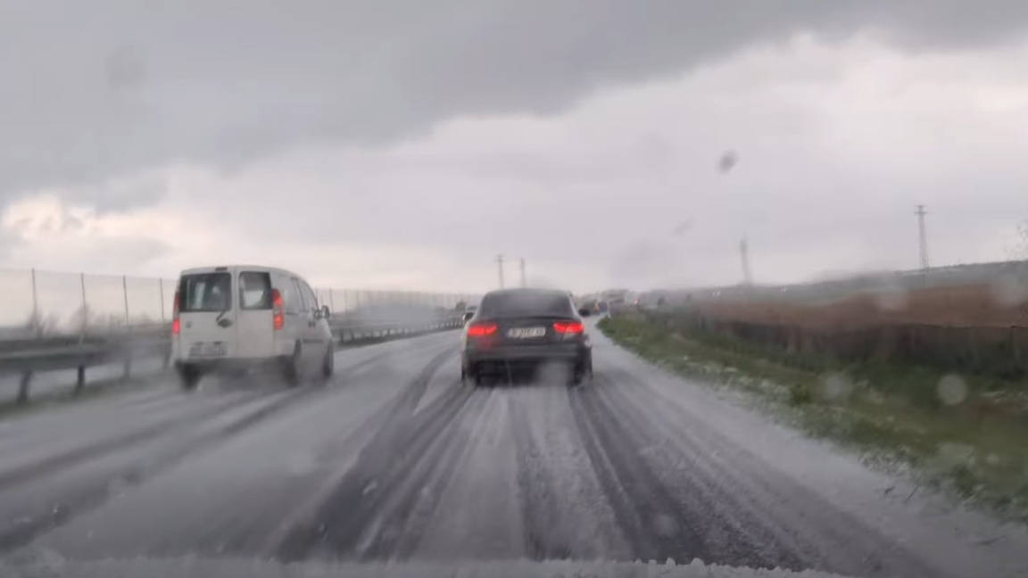 Градушка падна в Поморие