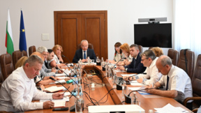 Правителството и социалните партньори се обединиха около механизма за МРЗ