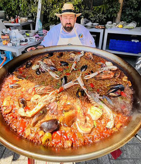 Kaloyan Kolev represents Bulgaria at the World Paella Day Cup in Valencia