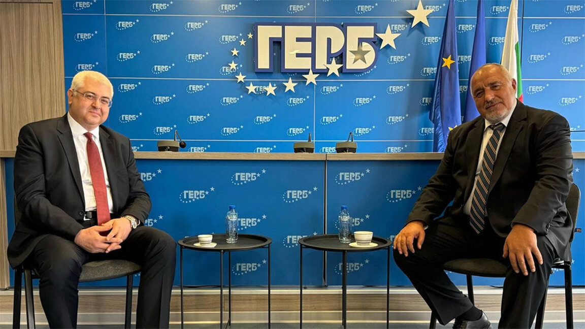 GERB lideri ve Türkiye’nin Bulgaristan Büyükelçisi birlikte kahve içti