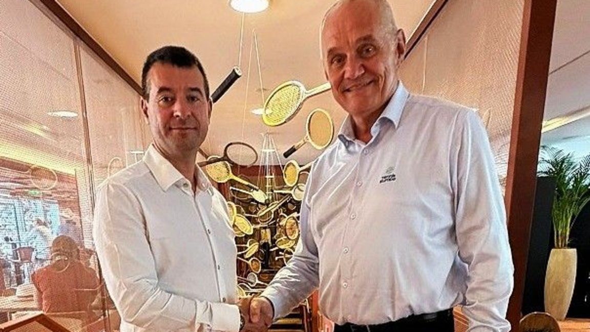 Иван Тиков (вляво) и Хенрик Педересен