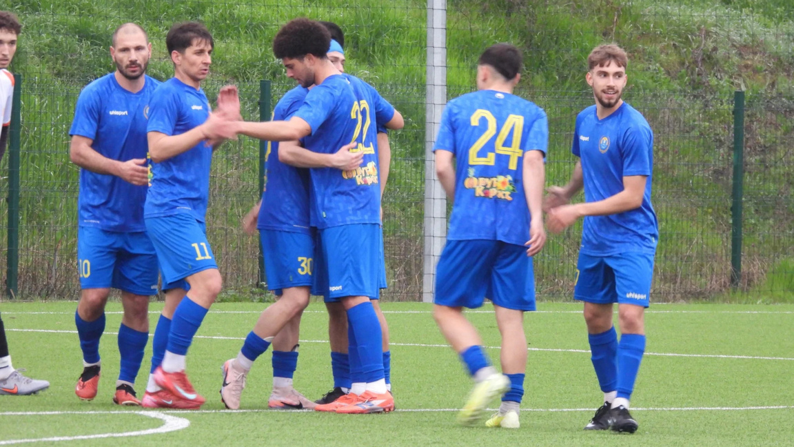 "Марица" продължава битката за връщане в професионалния футбол