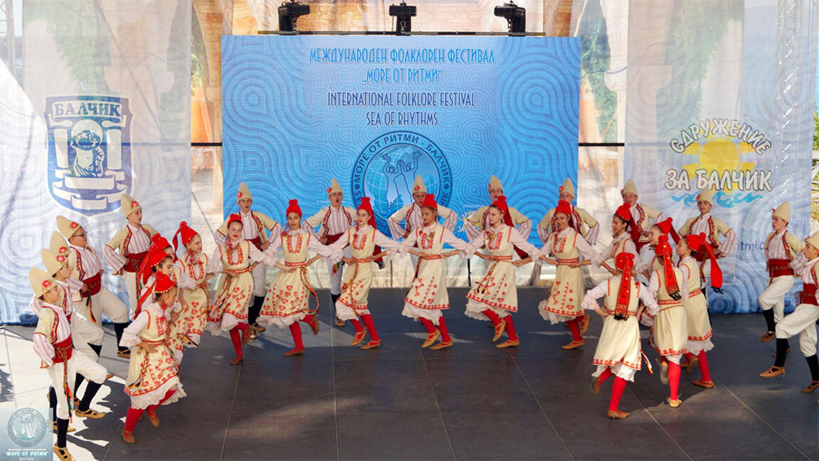 Internationales Folklorefestival „Meer aus Rhythmen“ in Baltschik
