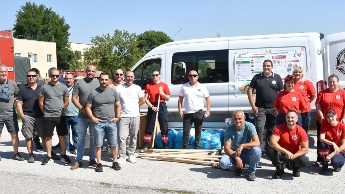 Haskovo ilindeki gönüllü oluşumlarına ekipman bağışı