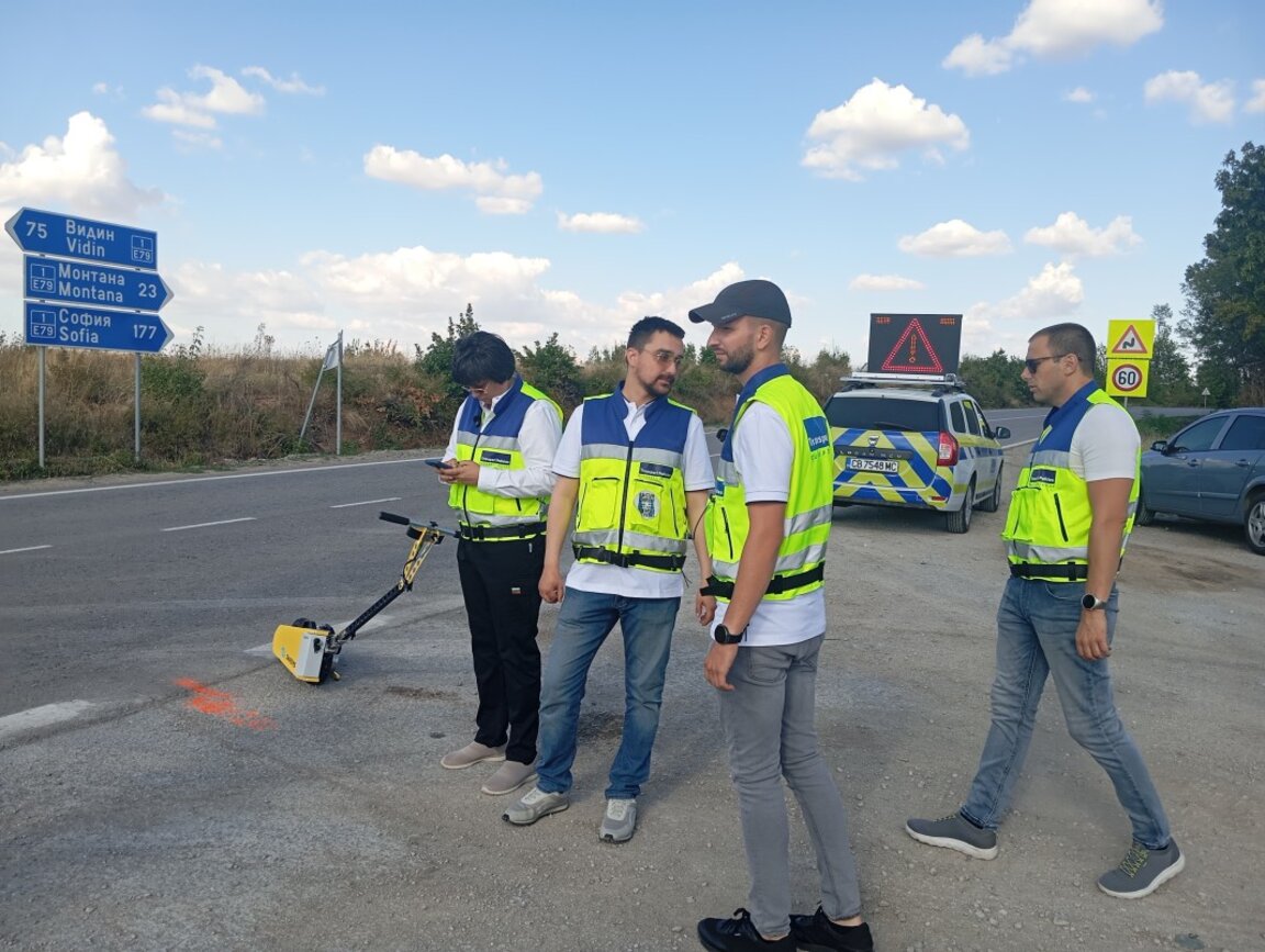 Пътната настилка край Смоляновци е в лошо състояние, установи проверка след тежкия инцидент