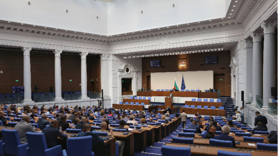 НС направи рокади в съставите на част от парламентарните комисии
