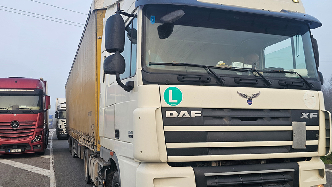 Türkiye yönünde yük araçları trafiği yoğun