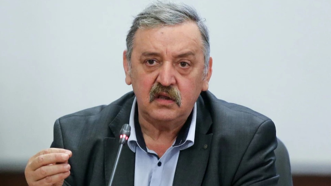 Проф. Кантарджиев