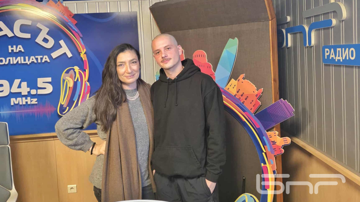 Театърът като убежище в спектакъла "Там"