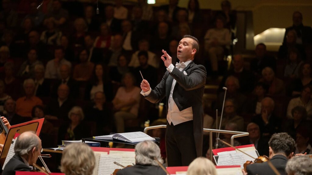Conductor Svetoslav Borisov on a musician's energy, passion and love